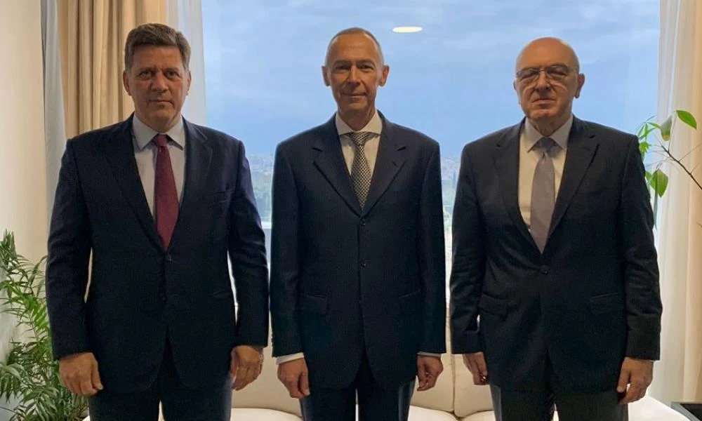 Μ. Βαρβιτσιώτης: Συναντήθηκε με τον πρέσβη της Ρωσίας στην Ελλάδα